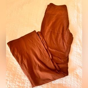 Lululemon Groove Super-High-Rise Flared Pant